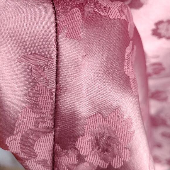 Lulus NEW Got the Key Mauve Satin Floral Jacquard Halter Mini Dress Women Medium - Picture 13 of 14